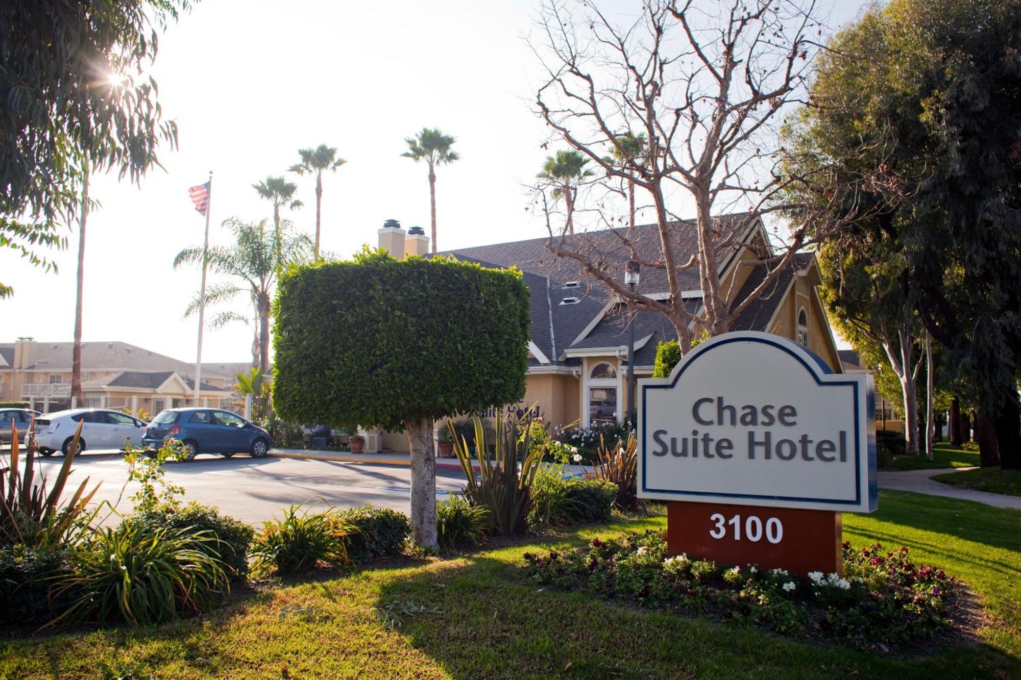 Chase Suites Brea-Fullerton - North Orange County Eksteriør billede